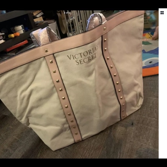 Victorias Secret Weekender Bag - Picture 1 of 3